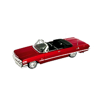 Коллекционная модель машины "Chevrolet Impala 1963" 1:24