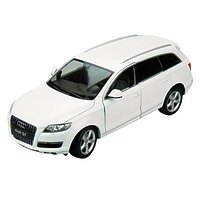Коллекционная модель машины "Audi Q7" 1:18